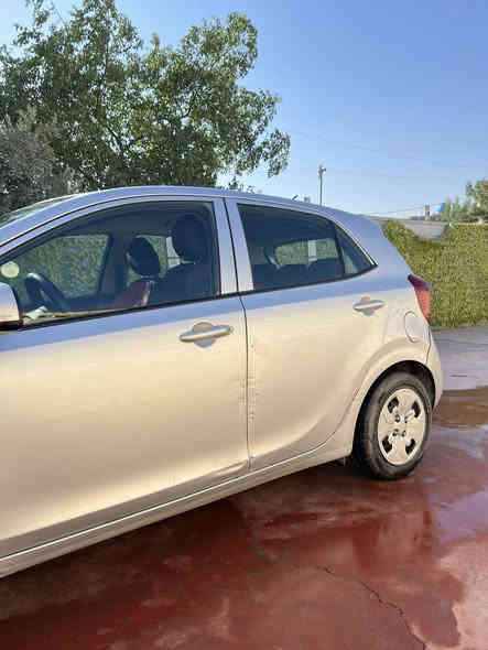 للبيع كيا بيكانتوو  2020 
رقم بغداد الدولي الجديد 
وارد خليجي
محرك 4 سلندر 
كير اوتوماتيك 
شاشه كبيره اندرويد مع كامره خلفيه دواره 
سويچات عدد 2 
ويل كب بلادي 
تخم تاير نظيف 
باتري جديد 
داخل نظيف جداً 
تبريد ممتاز 
السعر   107 ورقه وبيها مجال بسيط جداً 
مكاني الأمين الثانية
 
‏‭0770 927 8655‬
