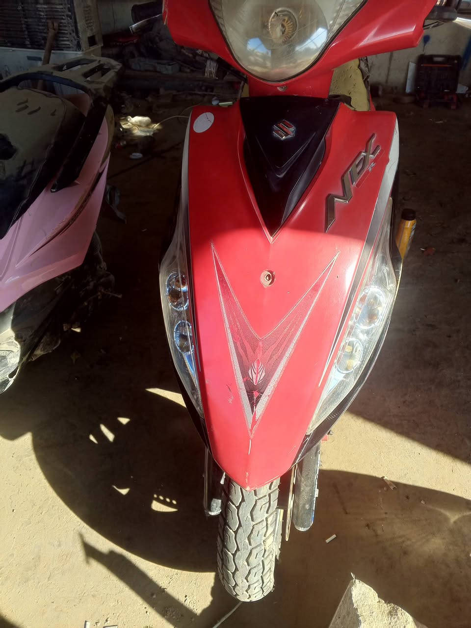 انواع للدراجات للبيع بابل حله سياحي قريت الساده ***********تكتك 5راكب السعر واحد وربع جانبو كلشي شغال السعر ربع ليدي السعر 150 ولحمره مكفوله نقص نار بلك ماكو لو ملف لو قطع واير بوزل بخاخ السعر 200
