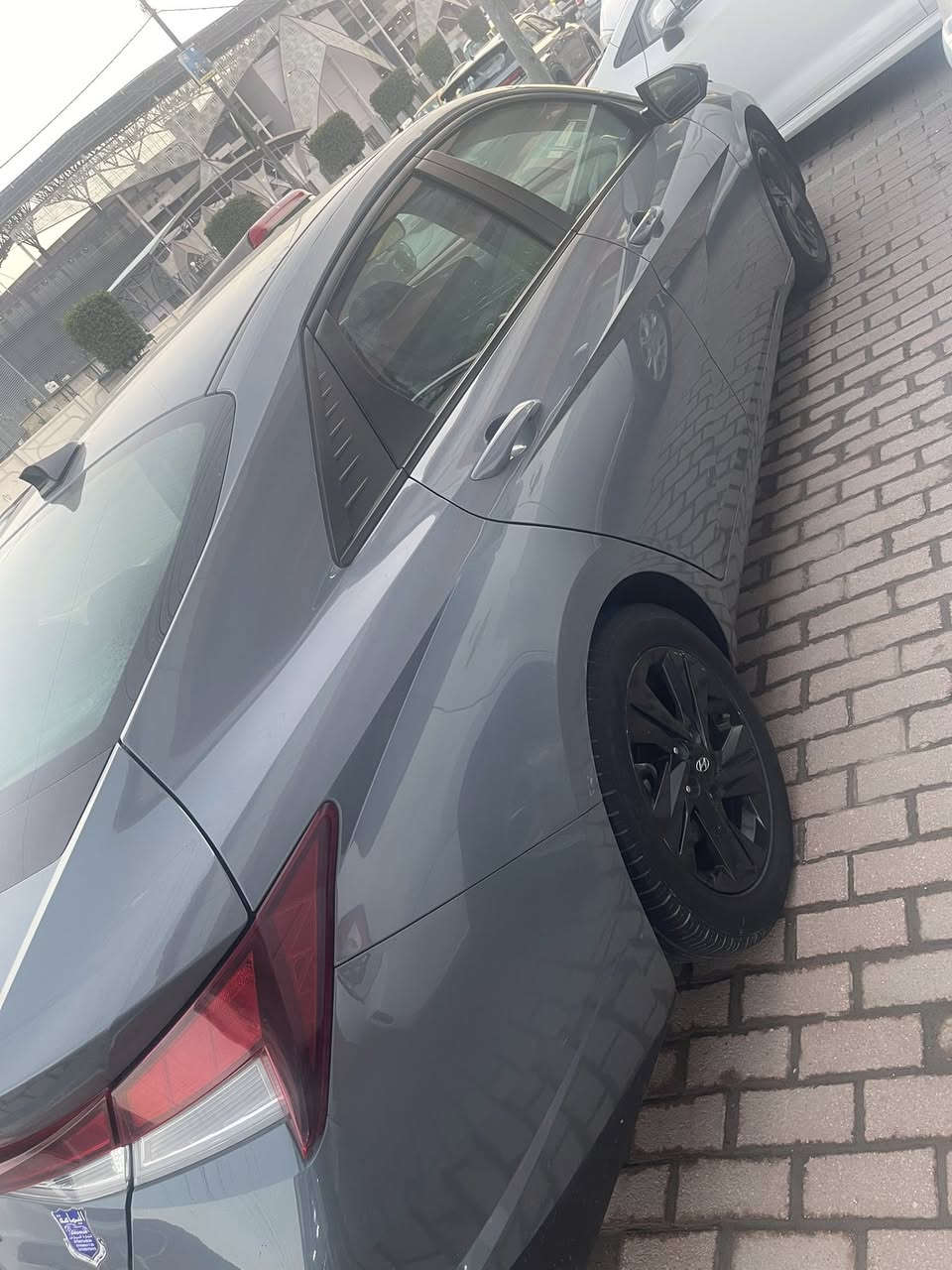 انترا. مديل. 2022حادث. بنيد. جاملغ بدون. دواخل.   سياره.جديده. مكينه. 2000. سعر. 142. عنوان بغداد ***********
