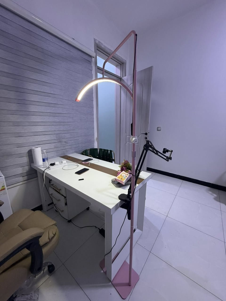 اضاءة للعيادات والصالونات جديده سعره 50   العنوان. الدوره


**إذا كنت صاحب هذا الإعلان وتريد حذفه لأي سبب، رجاءا أرسل رسالة إلى الدعم الفني**