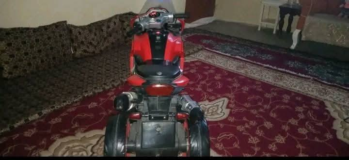 السلام عليكم ماطور شحن للبيع باتري جديد نشرات شغالات مستعمل شي قليل للستفسار  الاتصال على الرقم ***********
