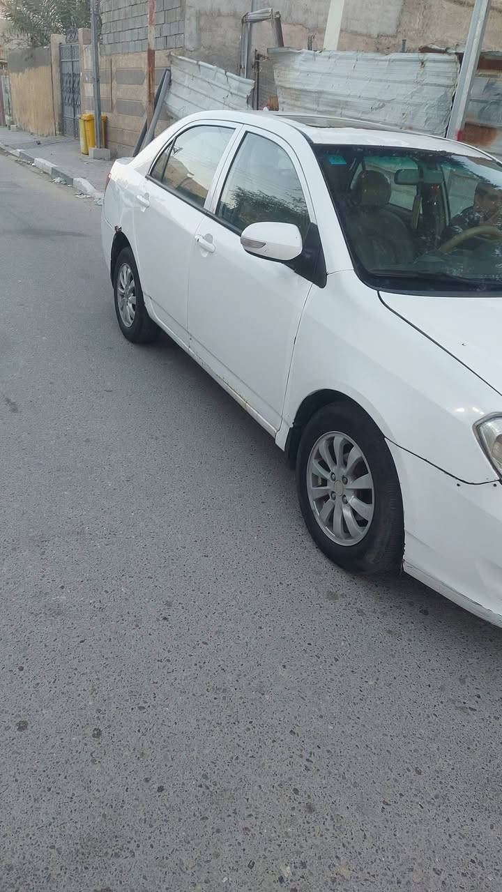 السلام عليكم بي وايدي حرف G3 مديل 2016 رقم بصره سنويه 29 سياره حلوه بيهه خياسات بصيطه وبيهه جاملغ اليمن مكينه كير جهازه تبريد ثلج  سعر 50 وبيهه مجال قليل عنوان البصره قبله ***********
