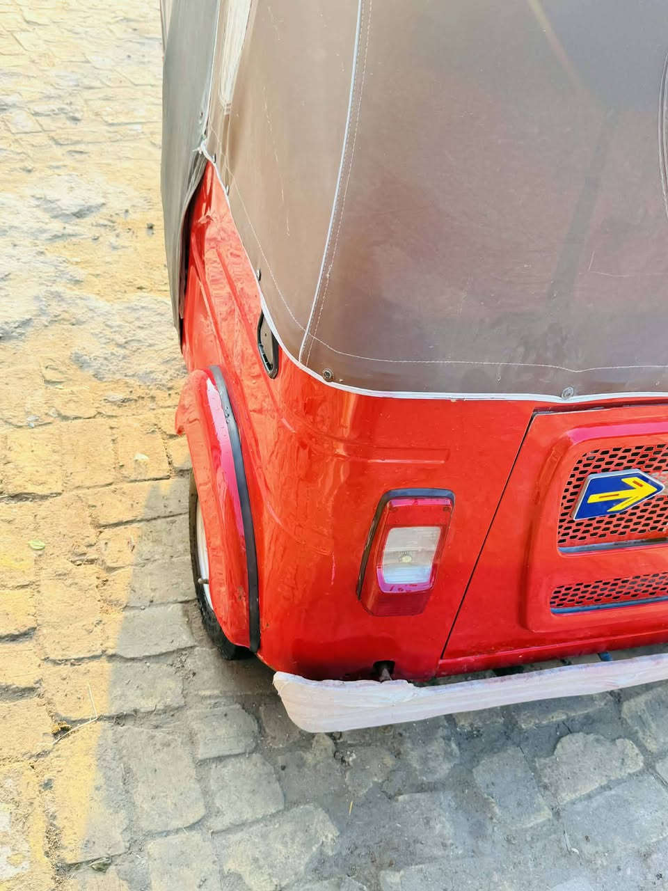 تكتك للبيع موديل 22 شهر 9 رقم وسنويه مكفوله مكاني ناصرية ***********
