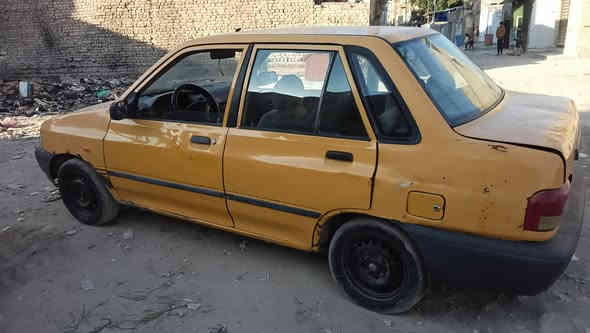 السلام عليكم سابيه موديل ٢٠١٢بغداد الامين الثانيه سعره ٨وراق مابيه صاحب رقم الهاتف ***********
