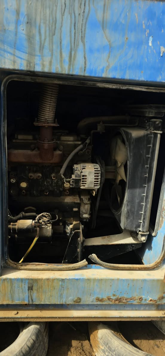 للبيع مولد بيركز الماني ٣٠ كيفي ثري فيز كفاله عامه بلحله السعر ٣٣ ورقه ***********
