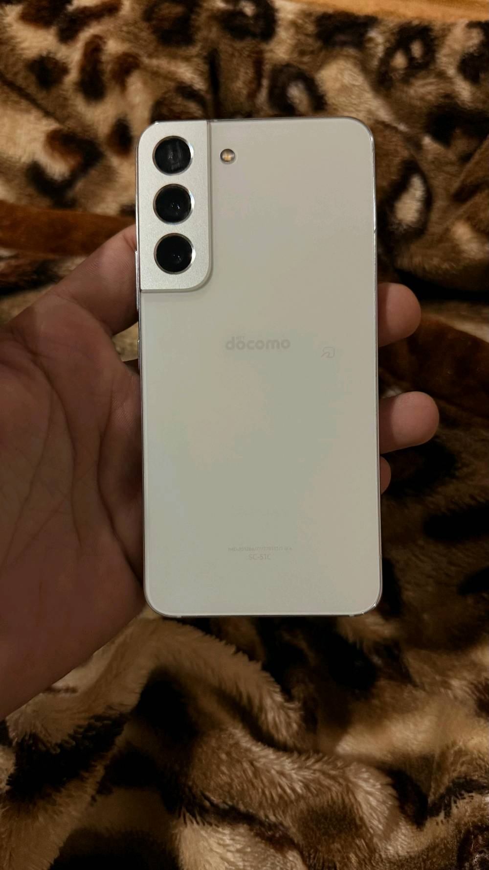 جهاز اس ٢٢ عادي نسخه الياباني 
ذكره 256
لون ابيض نضيف شخطه مابي
مكاني دهوك 
ماعندي توصيل 
سعر 300 الف مجال بسيط 