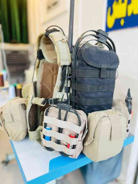 الفتلاوي للتجهيزات العسكريه
السلام عليكم اخوان المنتسبين المهتمين بالقيافه العسكريه يوجد درع أمريكي اصلي بلاك هوك درع نضافه 100 ٪100 عندي توصيل كافه محافظات العراق🚗☎️***********
