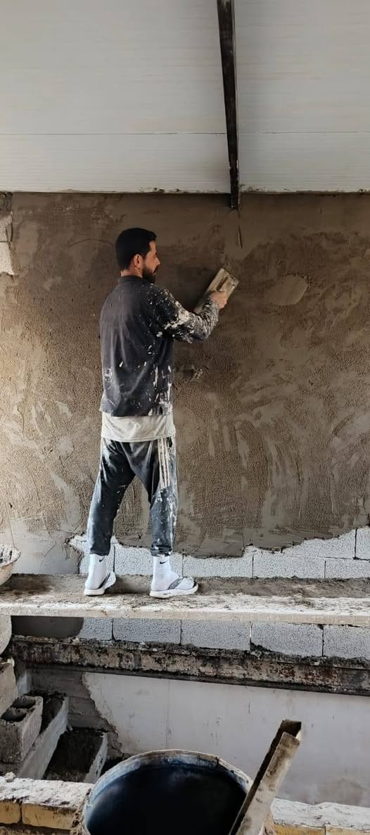 خلفه جص وبورك بغداد الرصافه تشميع وجص وبورك متفرغ حالي ***********
