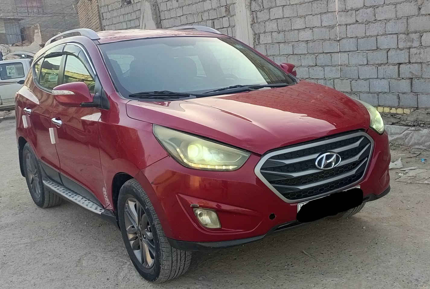 توسان 2015رقم انكليزي بابل سياره بيها باب وبنيد مصبوغات مامبدلات والتكمه شويه بيها معجون موضحه بالصوره والقماره شويه بيها بارد تقريبا شبر بدون معجون مكينه وكير جدد تبريد تخم تاير كهربائيات كلها شغاله منضومه زنون ماناقصها شي سياره جاهزه 
السعر 108وبيها مجال 
للاستفسار ‏‪***********‬‏
