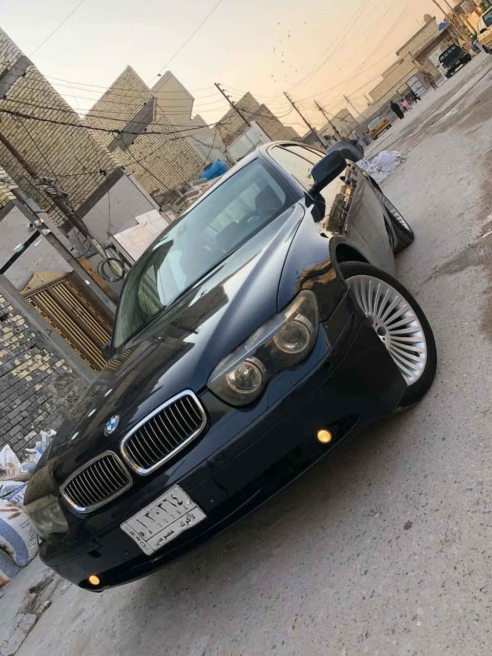 السلام عليكم
مراوس حسب القناعه 
بي ام باخره ٢٠٠٣ 
745 ٨ سلندر بلاد
باب قصير رقم كركوك شرط الوكاله 
بدون حادث صبغ جماليه 
مراوس مكان بغداد 
***********
