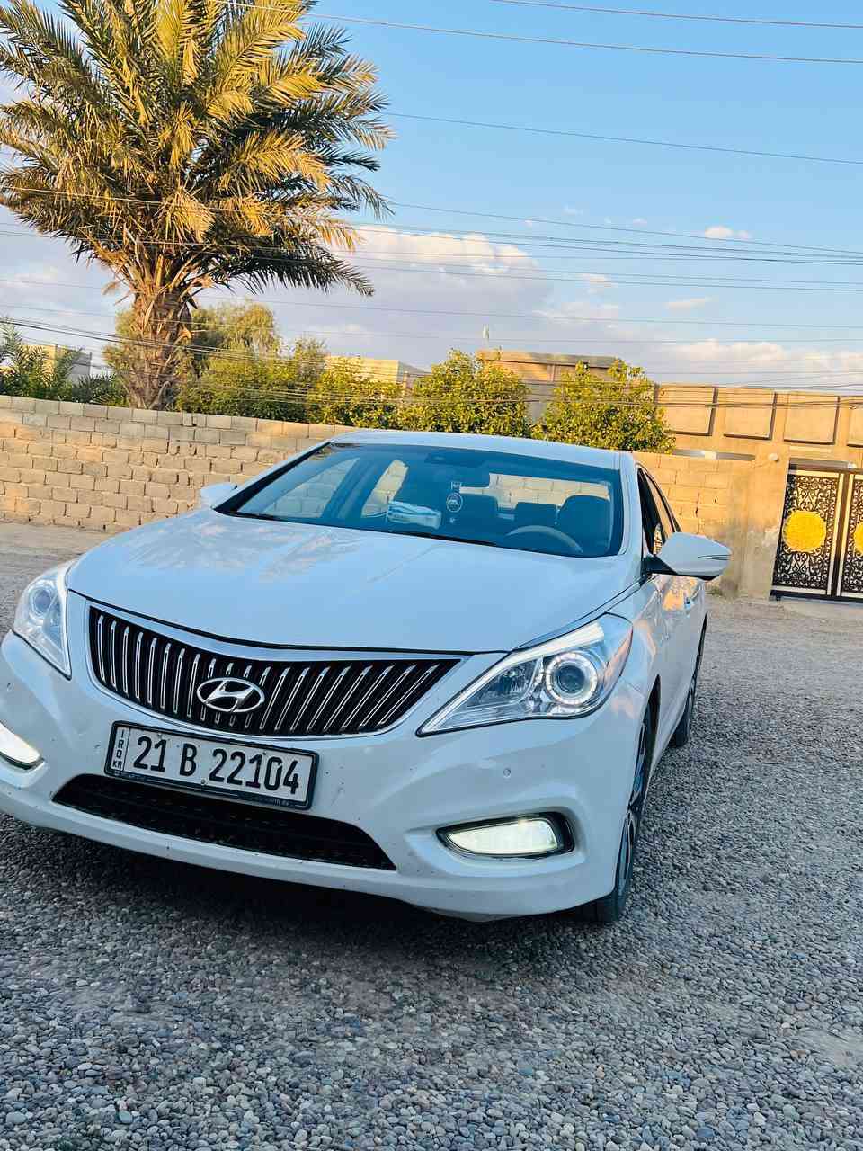 ازيرا للبيع او المراوس حسب القناعه موديل ٢٠١٢ خليجي محرك 6 رقم سليمانيه بأسمي سنويه وهزه وبراد كله جديد صدر جديد تبريد شغال كل نقص مابيها ضررها جاملغ خلفي مال السكن وبيها شخط بصفحه السايق ومرشوشه الصفحه سعرها ١٠٢
***********
***********
