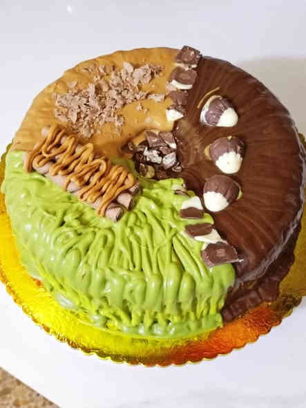 كيك بركاني 
السعر 13 مع التوصيل 

للحجز مراسلة الصفحه او ع وات ساب *********** 📲يوجد توصيل لكافة مناطق ميسان 🚕🚕
