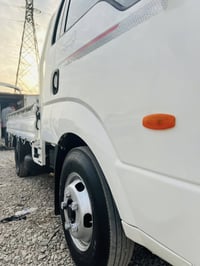 کیا 4000 مۆدیل٢٠١١سەیارەکە زۆر جوانە بەشەرتی گیرومەکینەو ئەکسل وتەبریت...