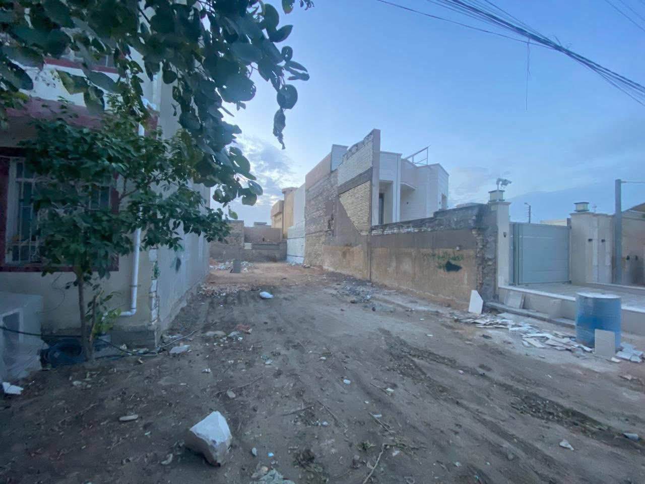 ‎للبيع قطعة مساحته273 م طابو صرف
‎🌏الموقع / حي الأميرالثانيه مقابيل منتزه

‎للأستفسار أكثر مراجعة مكتب 
‎عقارات شركة المدار للمقاولات العامه والتصاميم الهندسية 
‎شارع80 ..اسماك الشجيري  مقابل سداره مركز السلطاني  

*********** /
***********/
***********/
