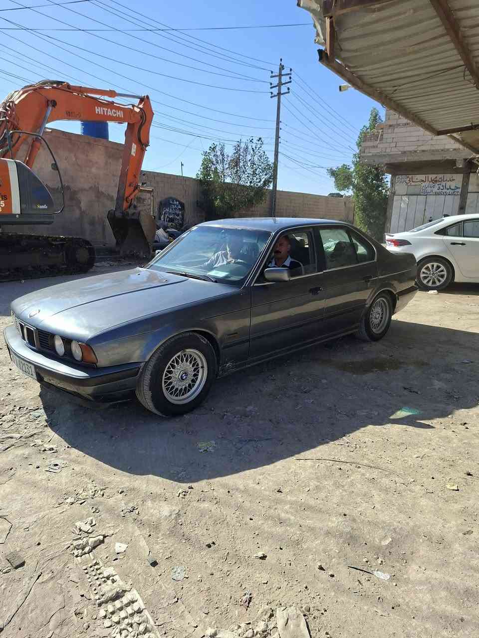 بي ام ٥٢٥ مسكر حلوه اي نقص ماكو سعره ٤٢ $  ***********
