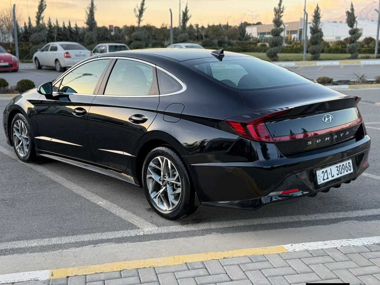 سوناتا موديل2021وارد امريكي فول موصفات فقت بدون فتحه جملغ صبغ بدون دواغل ماشيه 72الف كوشنات كهربا هيتر شاشه كاميره رادار بدون ايرباك سياره جديده عنوان سليمانيه السعر155بيها مجال    للاستفسار اتصل ☎️***********
