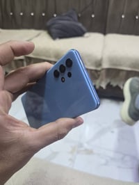 A32 للبيع يشتغل نص شاشه سعره ٧٥ الف 07706297279