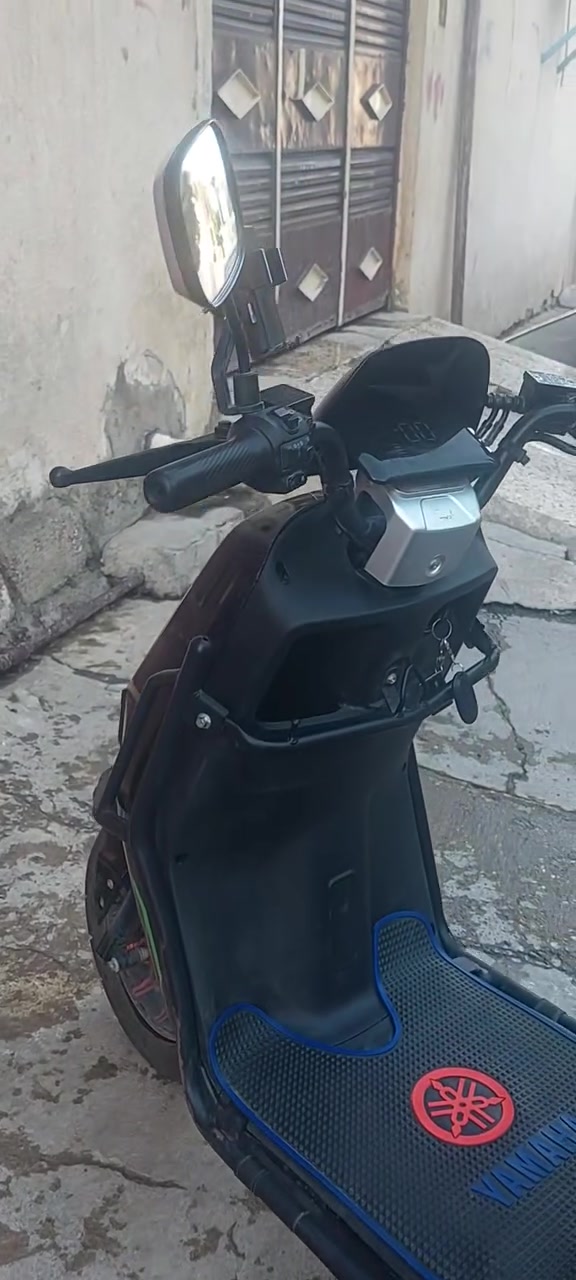 🔹سلام عليكم 🔹
🔹ماطور نوع اوبامه  أبو الدرع  حديث للبيع 🔹
...........................................
ماطور مستعمل شي قليل
.             . الموصفات.            .
سرعه 99 حقيقي 70/80
بك خلف R
. بصمات. عدد. اثنين عن بعد. 
         . كرت عدد اثنين. 
         .  اسويج عدد اثنين.
ليت عالي ناصي زينون.
بطاريات 6دبل شرط انضاف
ملف 2000
مانع انزلق
امريات مال شركه
سندوق  حجم كبيرر تايات جديد ما امبدل  تجي اشوفه بعيونك او اشوف النظافه. 
السعر 550وأبيه مجال بسيط


**إذا كنت صاحب هذا الإعلان وتريد حذفه لأي سبب، رجاءا أرسل رسالة إلى الدعم الفني**