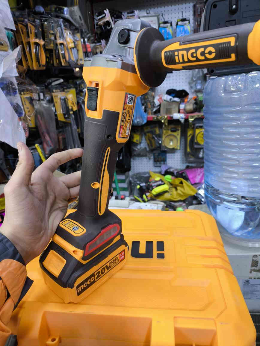 سلام عليكم 
متوفر كوسره شحن ✅
من ماركه انچيكو ✅
+من ماركه ويدڤو ✅
التفاصيل 
دبل بطاريه 4امبير✅
20ڤولت ✅
 مع اقراص حديد✅
العنوان الشارع العام خدمي بسمايه مقابيل حلويات برهومي 
للستفسار ***********
يتوفر توصيل ✅
