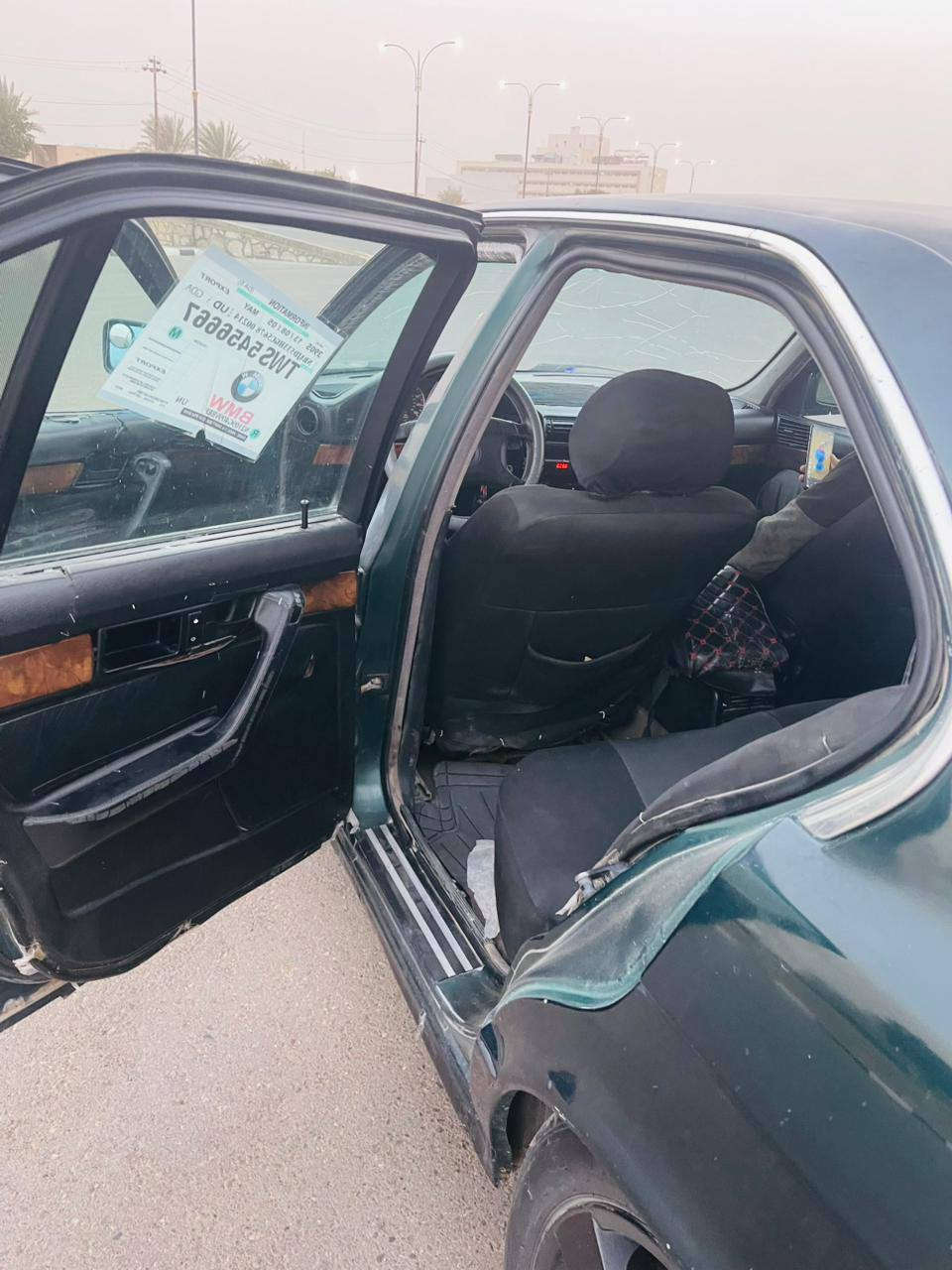 سلام عليكم 
للبيع بي ام 
موديل 1990
حجم 535
كير اوتو 
سعر 45بيها 
اتصال ‏‪***********‬‏
