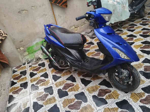 دراجه ادرس للبيع سلف هندر كهربائيات باتري صالنصه رياضي.
محرك ياباني الشاصي ماليزي السعر 250 وبيها مجال للشراي 
***********
