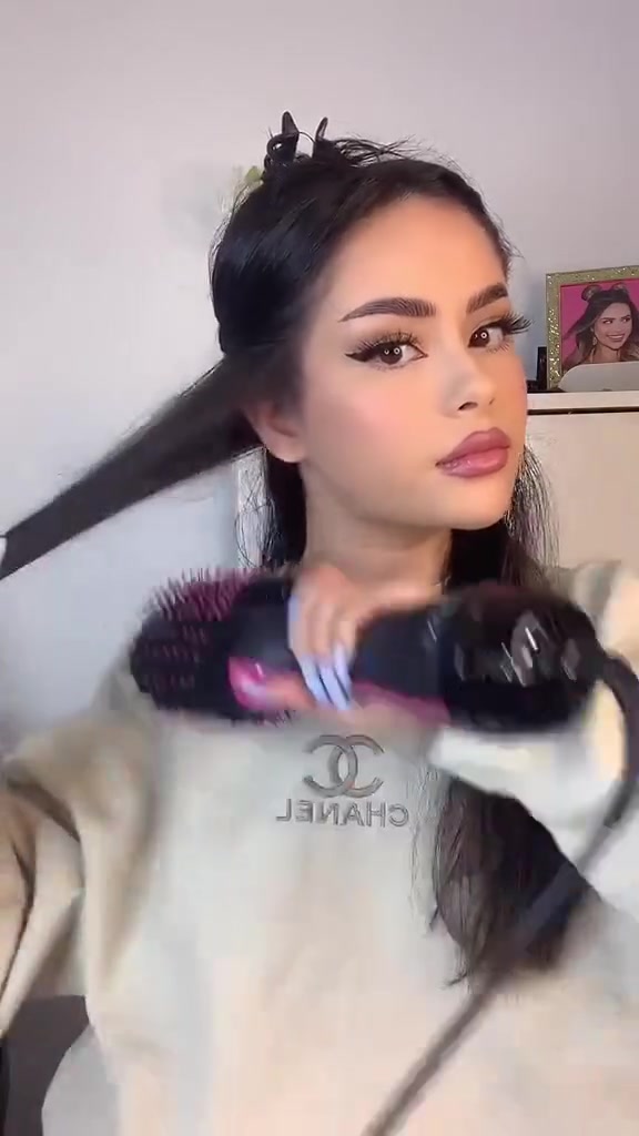 ⚡️🔥عرض باسبوع واحد فقط ⚡️
عروض لفترة محدودة 😍 لحكو بنات 
⚫كما عودناكم نوفر الكم كل ماهو جديد 
واصلي✅
اليوم وفرنالكم جهاز (#وان_ستيب) 😍 
هذا الجهاز 2 في 1 😉
يعني #تجفيف و#تسريح بنفس الوقت 😘
استعماله جدآ سهل والجهاز عملي 🥰
يحتوي على عدة سرعات ✅✅
للفرش عدة مزايا 👇🏻👇🏻😍😍
✅تعالج الشعر التعبان والمتقصف
✅تعالج تساقط الشعر
✅سهلة الاستخدام وتساعد على فرد الشعر
الكميه محدده جدآ سارعو الحجز قبل النفاذ ❤️
#الاصلي_100 
https://www.instagram.com/pirncess.5?igsh=MWNhcjQ1ajU0eHJ6ZA==
للطلب على حساب الانستا


**إذا كنت صاحب هذا الإعلان وتريد حذفه لأي سبب، رجاءا أرسل رسالة إلى الدعم الفني**