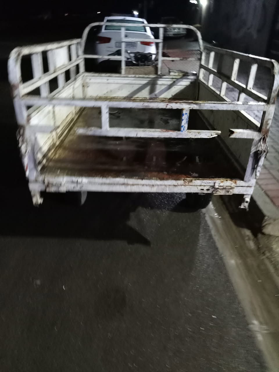 سلام عليكم ستوته لبيع كهربائيات كامل لايت موديل 2017 او 2018 سعره 450 قفله ***********
