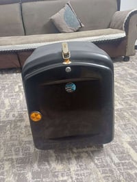 صندوك دليفري جديد استخدام اقل من اسبوع عنواني بغداد المشتل 07840133110