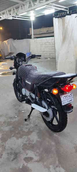 دراجه بوكسر للبيع موديل 2023مكينه مامفتوحه رقم وسنويه سعر2200وبيها مجال قليل ***********
