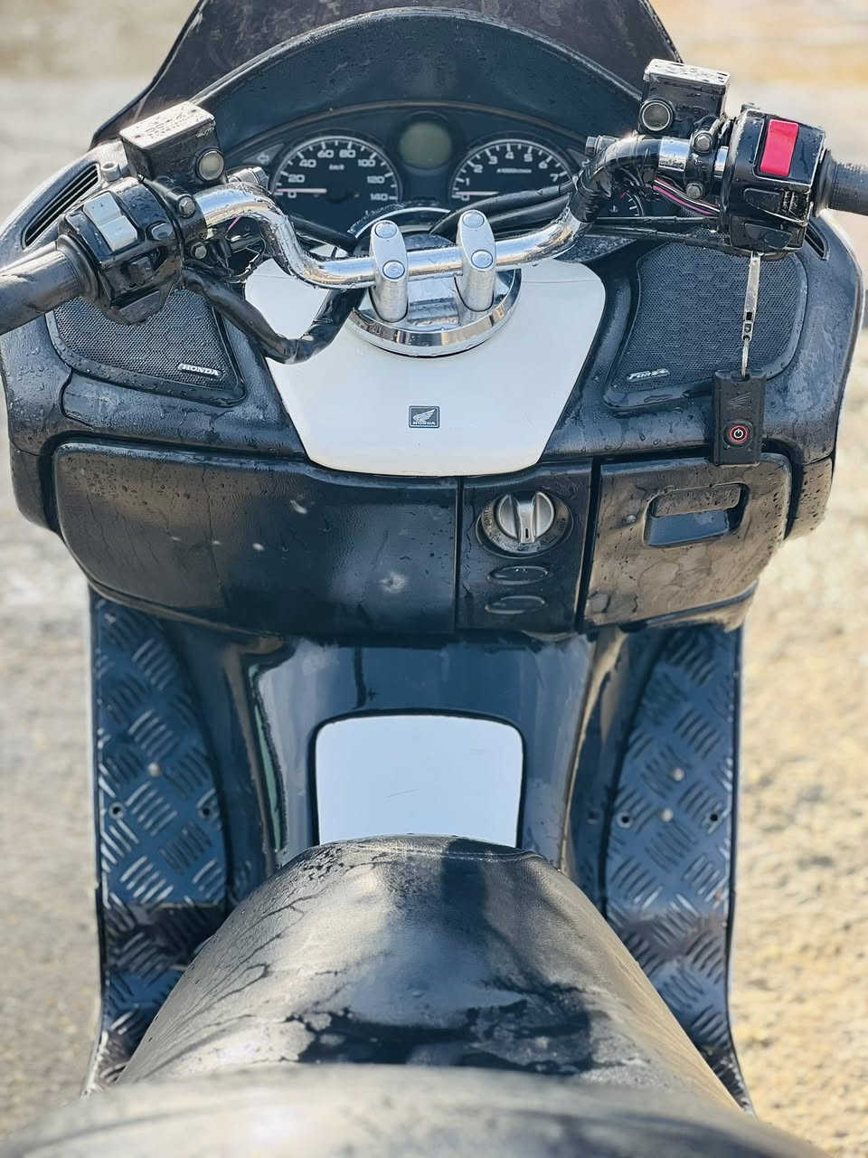 فورزا صفر8 دراجه حلوه وناعمه ما ناقصها شي حماوه ما تعبر النص رون 1ونص السعر خاص مكان قلعة السكر


**إذا كنت صاحب هذا الإعلان وتريد حذفه لأي سبب، رجاءا أرسل رسالة إلى الدعم الفني**