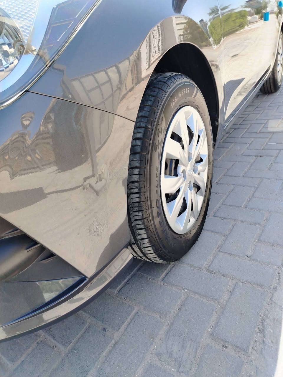 أكسنت 2023 خليجي كفالة عامة وترقيم جديد. 
السلام عليكم ورحمة الله وبركاته
اكسنت خليجي 2023 مرقم اربيل باسمي وصول جديد مستعملة مكفولة كفالة عامة من كلشي بحالة الزيرو مكينة 1600 والگير AT المرغوب تبريد قطعتين وفول تحكم ستيرن وشاشة ابل كار بلي وكامرة اصلية وبقية المواصفات المعروفة.
🚘🚘💥 السعر 136 ورقة مجالها بسيط 💥🚘🚘
للتواصل *********** 
العنوان /. بغداد /البياع حي الرسالة شارع الضغط
