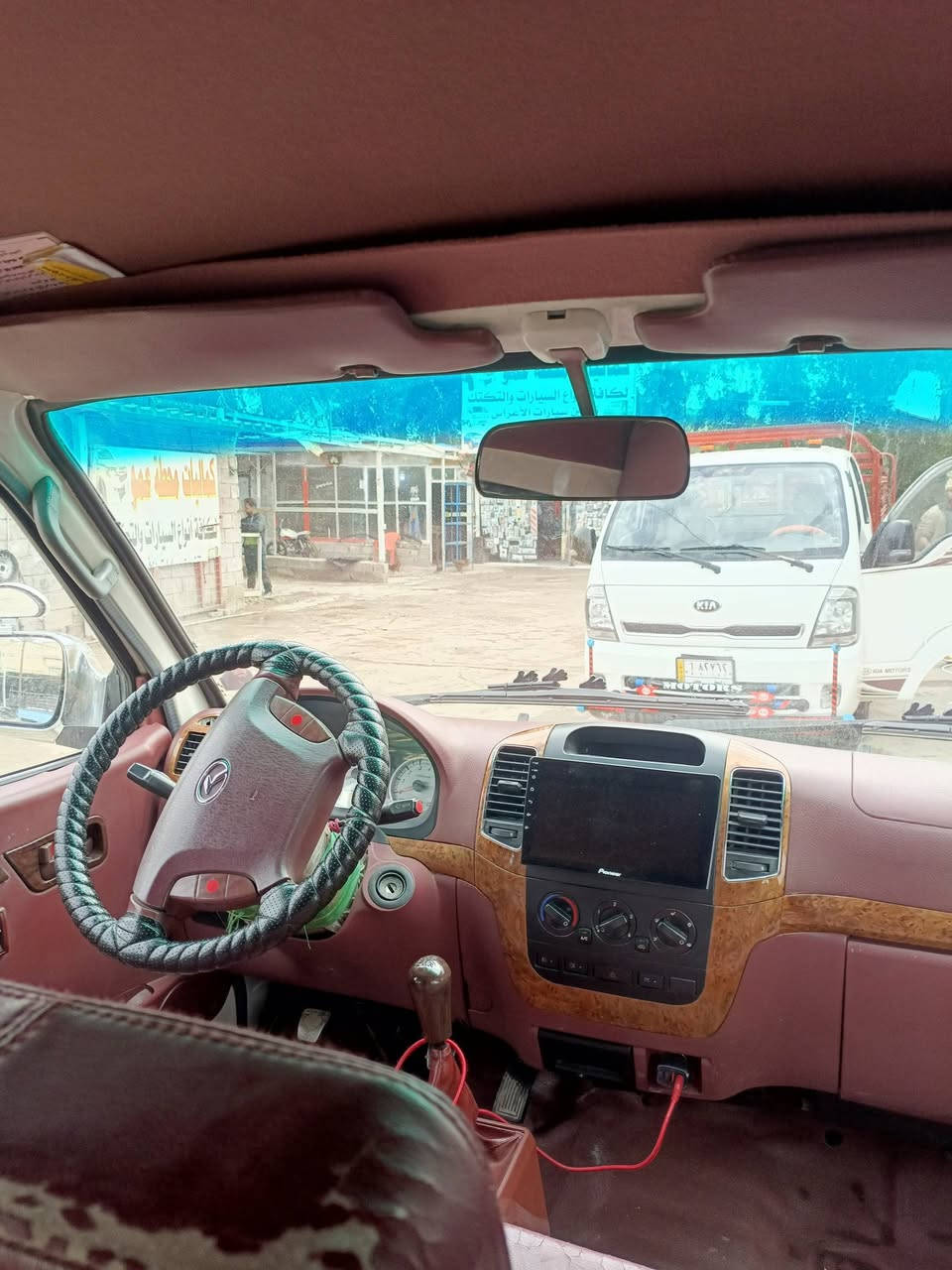 السلام عليكم كيا 2017 سياره بس على الخط سياره ما متعوبه نظيفه حيل ماشيه    16 مكان الشريط شلعت الشريط وبكانه صبغته سياره جديده معنى الكلمه عنوانها بغداد الشعله الشراي السعر على الخاص يتصل ويتدلل تحويل مباشر***********
