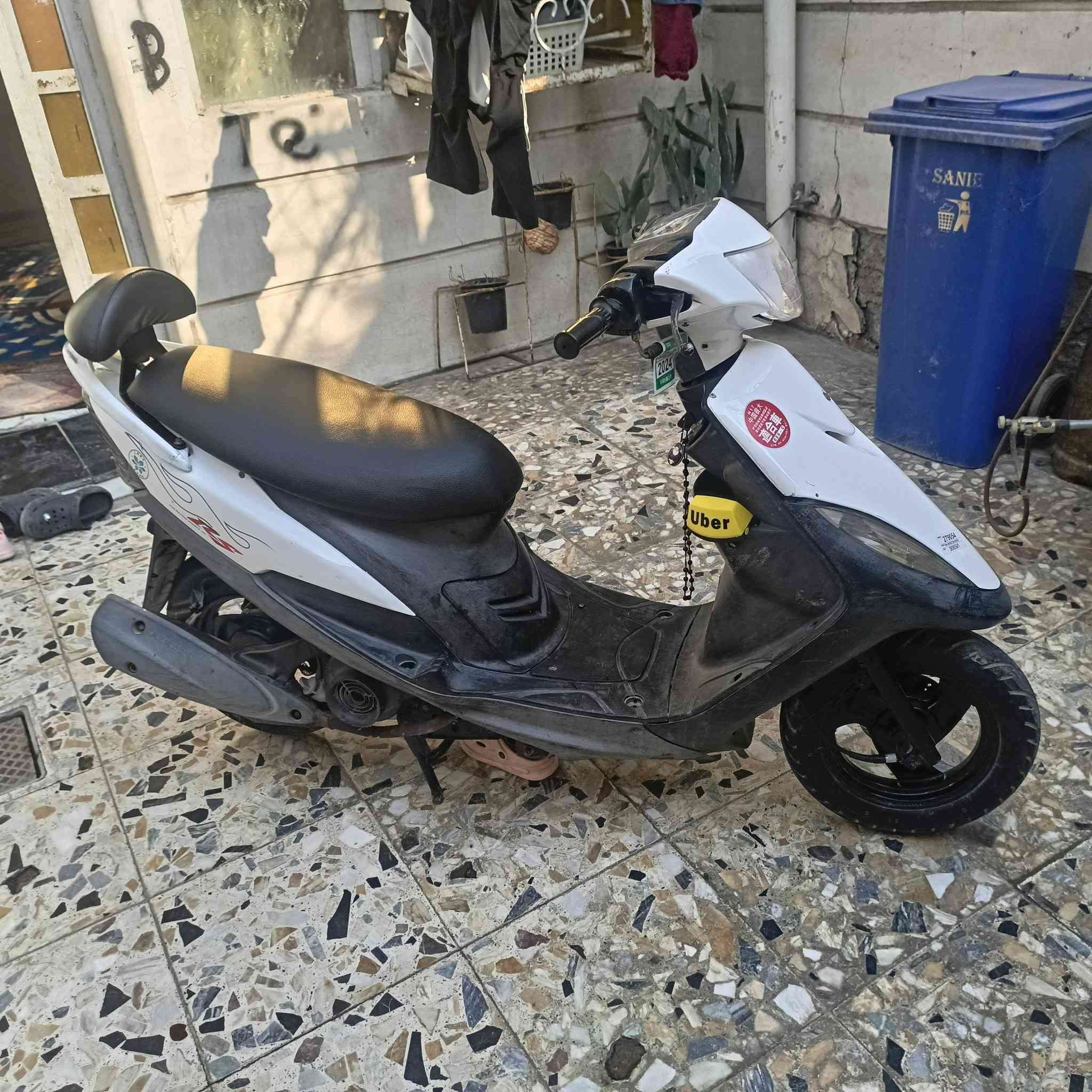 سلام عليكم
دراجة ماكس عدلة   🛵 للبيع
دراجة شلعه معدل كهربائيات كلهه شغاله 
دراجة جديدة  
أي نقص ما بيهة 
جيب فيتر وتعال افحص
السعر 650وبیه مجال قلیل 
العنوان بغداد فلكة حي النصر  الاستفسار الاتصال على الرقم 📞 ***********
