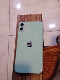 آيفون ١١ • نضيف • بطارية ١٠٠