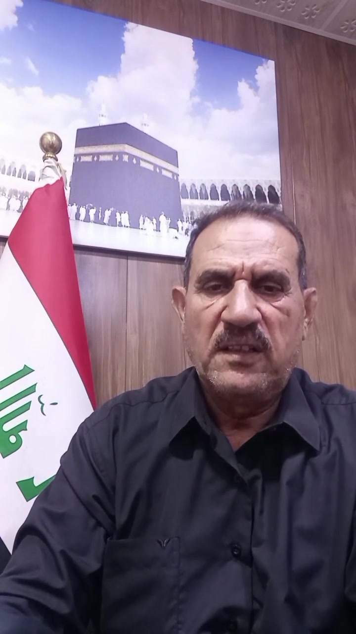 عمرتان… في رحلة واحدة

عمرة شهر محرم الحرام
وعمرة شهر صفر

———————————

ليس المهم أن تصل إلى مكة…
المهم كيف تعيش رحلتك إليها

لهذا لم نبنِ برنامجنا على عدد الخدمات ، بل على راحة المعتمر

… لذلك …

🏨 اخترنا فنادق قريبة من الحرم بمقياس 4 نجوم… 
حتى تقضي وقتك في العبادة ، لا في الطريق

🍽️ وأعددنا بوفيهاً مفتوحاً بالطعم العراقي بنظام ثلاث وجبات … 
لأن راحة الجسد تعين القلب على العبادة

🚌 واعتمدنا وسائل نقل حديثة ومريحة … 
لتكون ساعات السفر جزءاً من متعة الرحلة ، لا عبئاً عليها

👳🏻 ورافقناكم بمرشد ديني مجاز … 
حتى تؤدوا كل نسكٍ وأنتم مطمئنون، خطوةً بخطوة

🎁 واهتممنا بالتفاصيل التي قد لا يلتفت إليها الكثيرون …
فخصصنا لكل معتمر هدية متكاملة تشمل :
✔ حقيبة سفر (فايبر كلاس)
✔ حقيبة كتف
✔ إحرام رجالي أو نسائي
✔ وشاح خاص بالمعتمرات
✔ كتيب شامل لمناسك العمرة

———————————

🌙 عمرتان… في رحلة واحدة

عمرة شهر محرم الحرام
وعمرة شهر صفر

✈️ موعد الانطلاق: 12 / 07 / 2026
💰 السعر: 950,000 دينار عراقي فقط
💳 ويتوفر التقسيط عبر ماستر كارد مصرف الرافدين

———————————

لهذا صُمم برنامجنا بعناية:

✈️ رحلتك تبدأ من باب الشركة… وتنتهي عند بابها
نتولى نقلكم من مقر الشركة إلى المطار ، واستقبالكم بعد العودة ، لتبدأ رحلتكم وتنتهي براحة تامة

🛫 اخترنا لكم خطوطاً جوية موثوقة
ونسعى دائماً للحجز على متن الخطوط الجوية العراقية أو الخطوط الجوية العاليمة ، لما توفره من جودة وراحة في السفر

🏨 في المدينة المنورة… وقتكم للعبادة أغلى من أن يُهدر في الطريق
لذلك اخترنا فندقاً مركزياً، لا يفصلكم عن المسجد النبوي سوى 3 دقائق تقريباً

🕋 وفي مكة المكرمة… القرب يعني مزيداً من الوقت مع بيت الله
إقامتكم في منطقة محبس الجن ، مجاور النفق جهة المسقفات ، بحيث لا تستغرق المسافة إلى الحرم سوى 5 دقائق تقريباً

🌿 برنامج الزيارة لا يقتصر على الحرمين فقط
بل يشمل مزارات المدينة المنورة كاملة ، ومزارات مكة المكرمة ، لتعيشوا التجربة بروحها ومعانيها

🛍️ ولأن للرحلة ذكريات تُحمل إلى الأهل…
خصصنا ضمن البرنامج رحلات إلى أحدث مراكز التسوق في مكة، لتقضوا وقتاً ممتعاً في التبضع بكل راحة

🤲 ومن أجمل محطات الرحلة… الروضة الشريفة
ودخولها جزء أساسي من برنامجنا، ونقوم بإتمام جميع إجراءات الحجز والتنسيق الخاصة بها ضمن البرنامج

🚌 أما الطريق بين المدينة ومكة…
فسيكون على متن باصات سياحية حديثة (موديل 2025) ، اختيرت لتمنحكم أقصى درجات الراحة طوال الرحلة

👳🏻 ولأن الطمأنينة تبدأ بالعلم…
يرافقكم مرشد ديني مجاز من هيئة الحج والعمرة طوال الرحلة ، للإجابة عن جميع الاستفسارات ، ومرافقتكم في أداء المناسك خطوةً بخطوة

———————————

📍 فروعنا

🏢 بغداد الجديدة – شارع الكراج – مقابل كنيسة الآباء
📞 *********** | ***********

🏢 المحمودية – شارع المجمعات – مقابل شركة جوتن للأصباغ
📞 *********** | ***********

———————————

الحجز يبدأ بتسليم الجواز 

ونحن… نبدأ من اللحظة التي تمنحنا فيها ثقتك، لتتفرغ لما جئت من أجله … العبادة

أحباب القريشي للحج والعمرة
لأن الرحلة المباركة… تستحق عناية تليق بها
