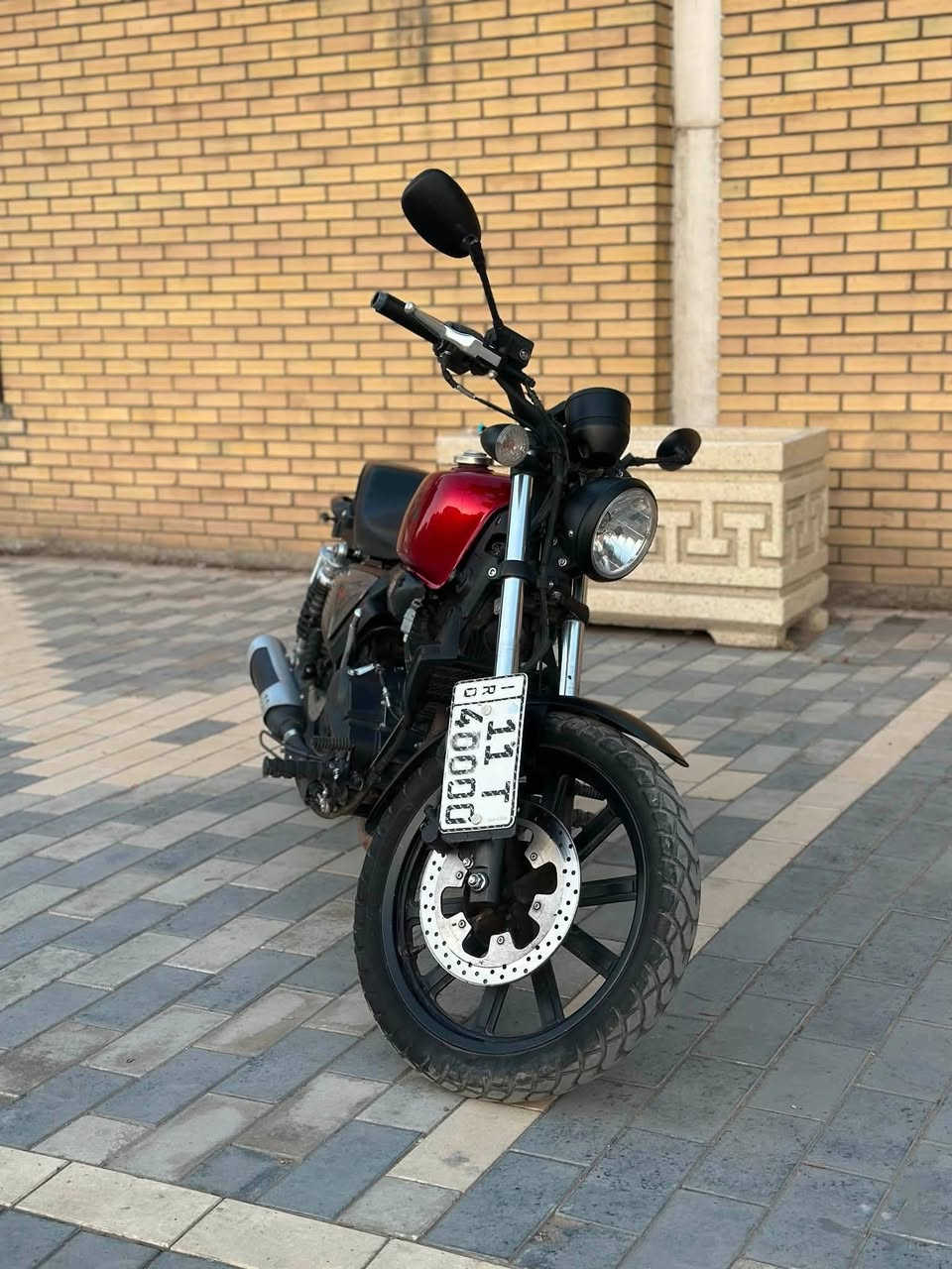 Keeway K Light 202 دراجة
دراجة رقم بغداد رقم انكليزي سنوية بااسمي كبل تتحول

الدراجة اخت الجديدة ماشية 13الف وقابل للزيادة

دراجة ماشاء الله كلش نظيفة

بيها ملاحظة بالصورة الاخيرة بس ممبينة كلش بالحقيقة 

السعر 2850 مليونين وثمن مية وخمسين

مكانها بغداد
***********
