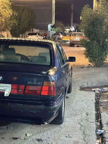 BMW 
موديل 1995 
غرفه ملكية
مكينه 540
كير اكسل سنوية بليته 530
صبغ عام جمالية
رقم السيارة نينوى مشروع وطني باسمي  
السيارة بيها تلحيضات بل كشر 
السيارة خير من الله شلعه معدل 
السعر60 وبيها مجال 
***********
مكان السيارة بغداد
