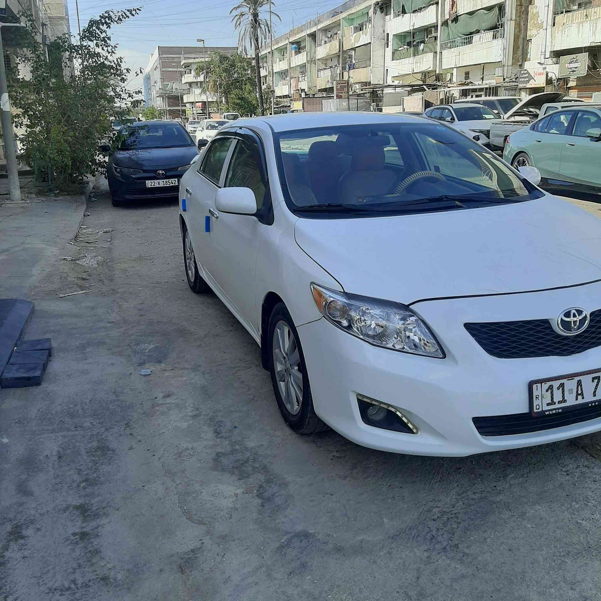 كورلا موديل 2009 بغداد رقم انكليزي مصبوغه حزام بسبب طخطخات خارجيه  بدون تبديل و شرط بدون دواخل كلها ليبل واحد محرك والكير والتبريد كفاله عامه غرفتها جديده على وضع الشركه ماشيه 120  الف حقيقي السعر شده مكانها بغداد حي القاهره للأتصال ***********
