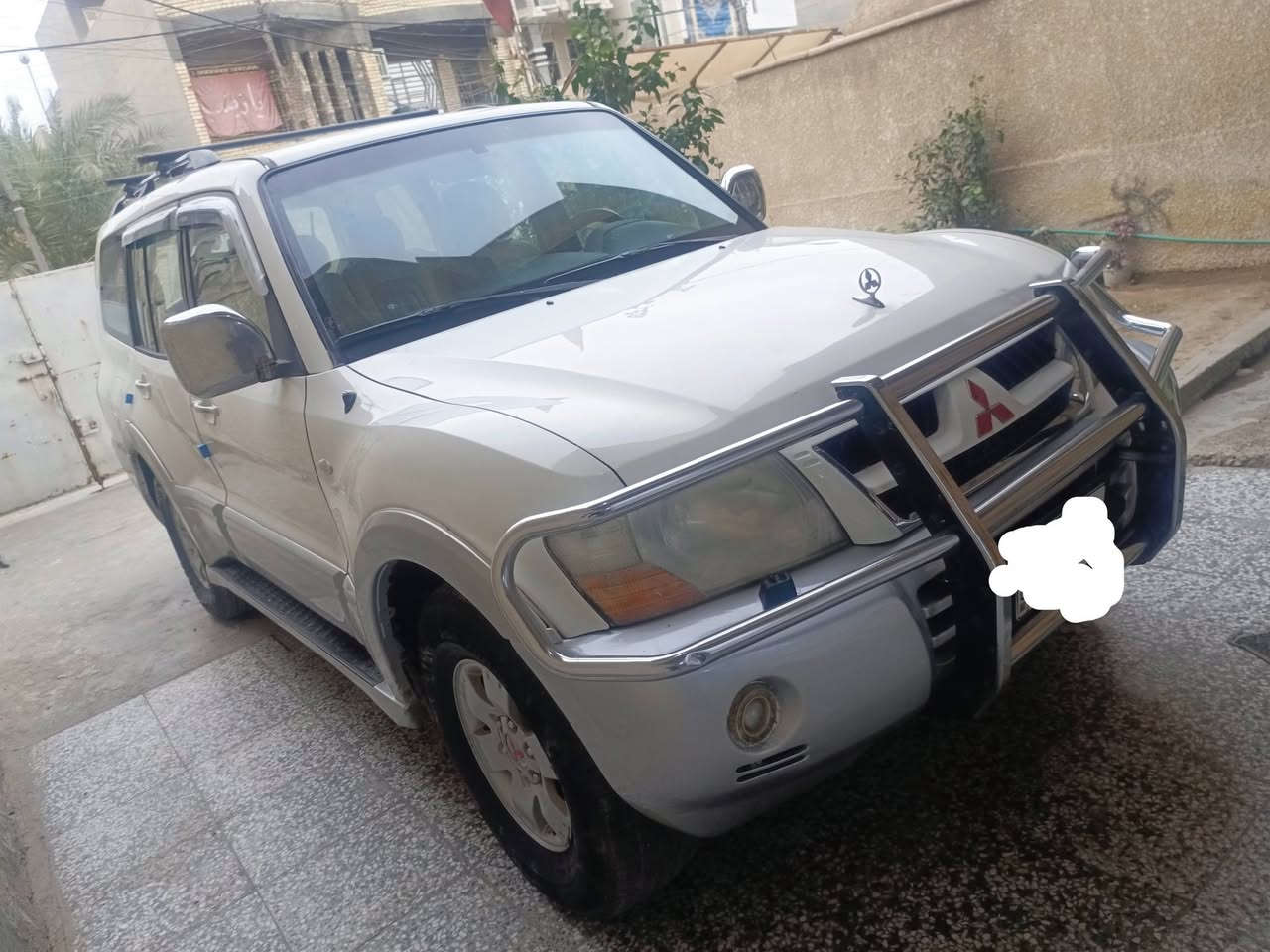 السلام عليكم باجيرو ٢٠٠٧ رقم بغداد الجديد بسمي محرك ٣٠٠٠تخم تاير صدر جديد مدوشمه  مكفوله من التبديل والصبغ عدا دعاميات صبغ فقط السعر ٩٥بيه مجال التصال ***********
