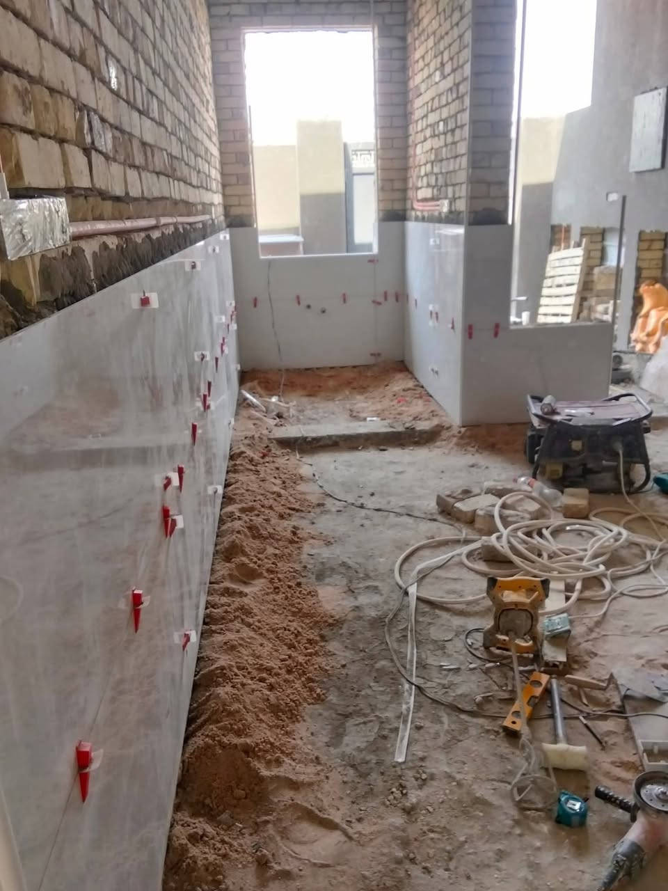 سيراميك جداري وارضي وبورسلين اسعاري مناسبة 
مقاولات عامة
بناء هيكل طابوق او بلوك او فرمستون 
تسليم مفتاح 
سيراميك جداري وارضي وبورسلين وبايات درج 
لبخ ومخمر 

***********
