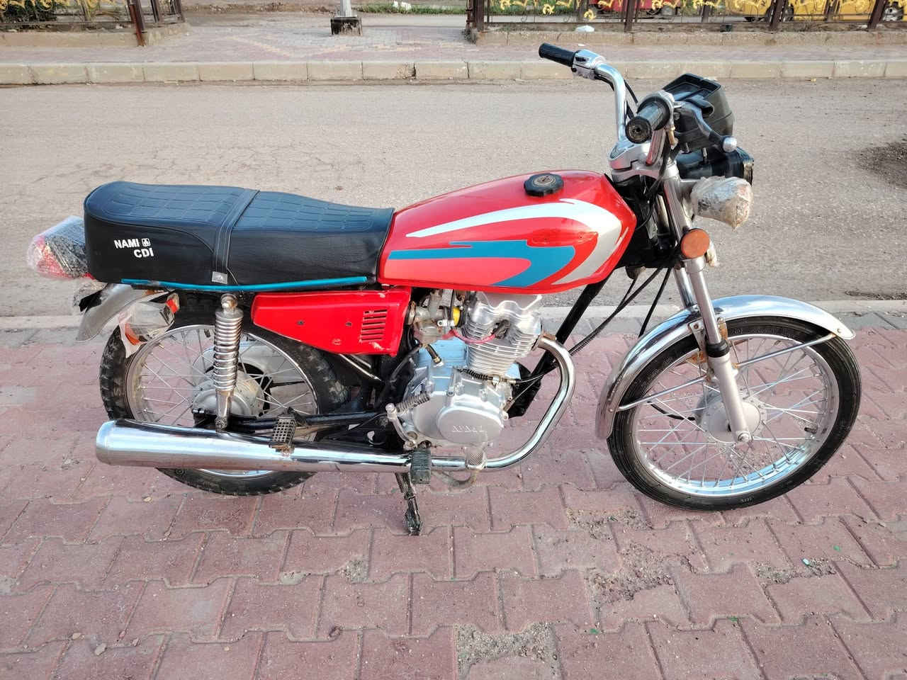 السلام علیکم دراجه للبيع أوراق اصولي (7) شرط الترقيم دراجه مكفوله كفاله عامه وكيل سيد خلدون السعر 975 وبيها مجال قليل مكاني كحلاء *********** بي واتساب
