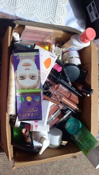 شلعه كارتون • مكياج وعناية • ٦٠-٧٠قطعة