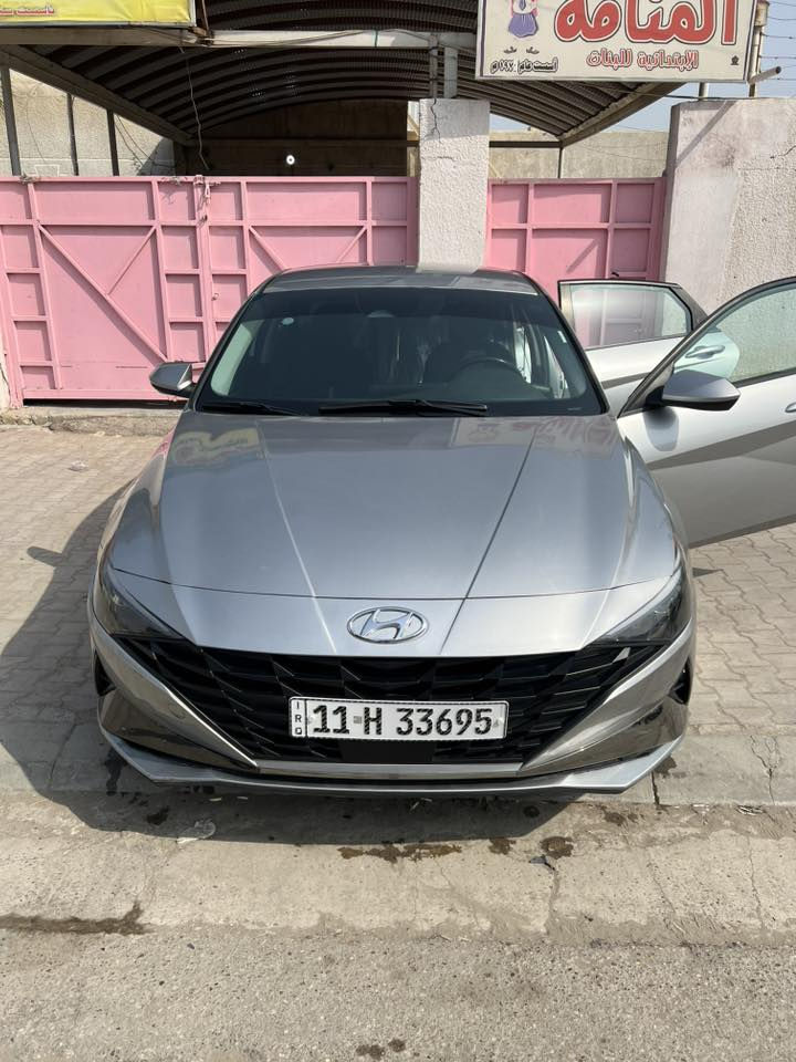 السلام عليكم
النترا 2023 امريكي 
محرك 2000 سمارت دوش (smart doch)
گير ومكينه وحداديه وتبريد عالشرط 100‎%‎
المواصفات
بصمة تشغيل وابواب وجنطه
تشغيل واطفاء عن بعد 
تبريد بيانو
تحديد مسار ومثبت سرعه وقياده ذاتيه
توقف تلقائي مانع اصطدام عند الرجوع
شاشة كبيره متصله car play
ماشيه 100
الحادث بنيد وجاملغ 
***********
