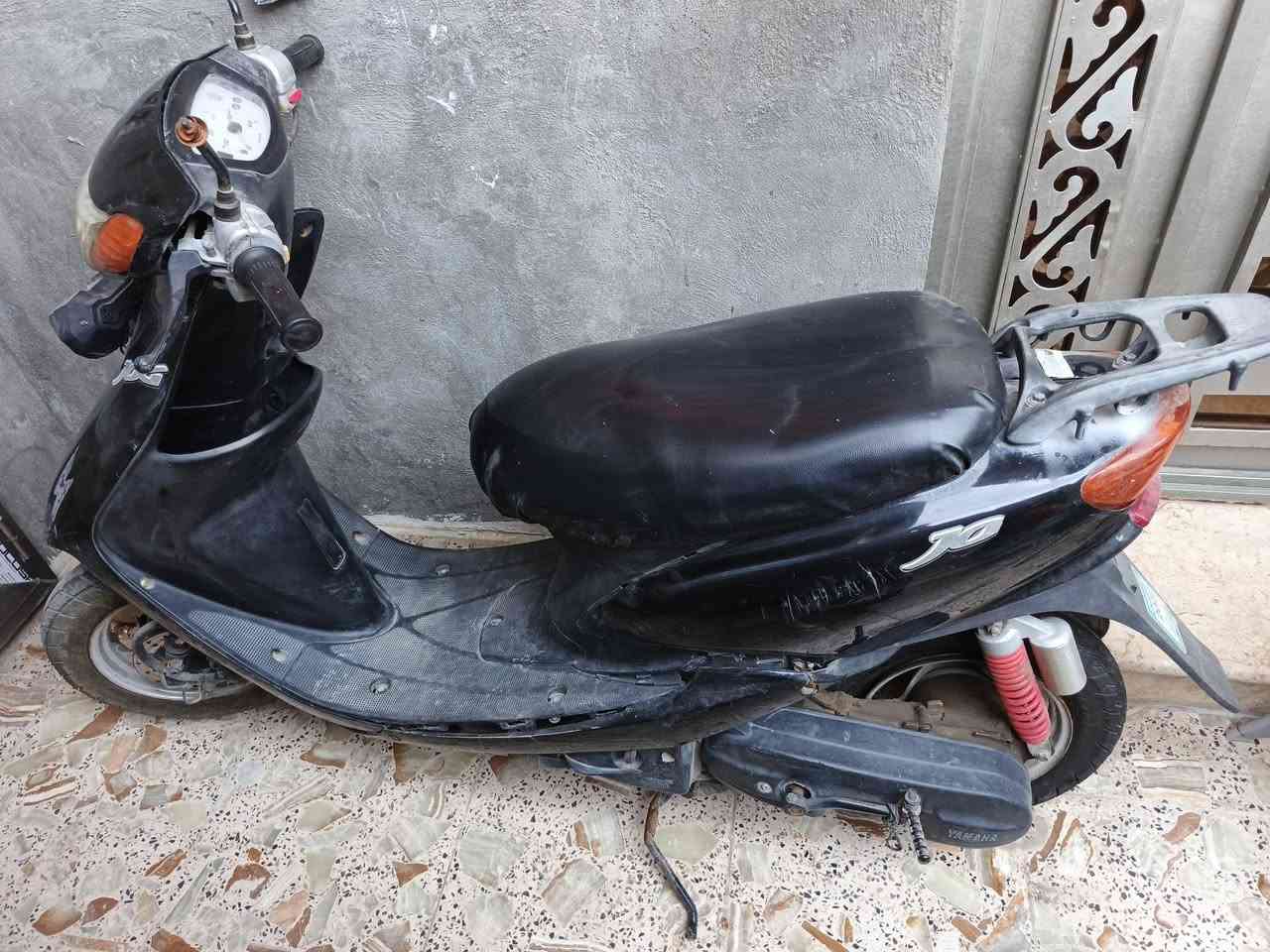 للبيع دراجة عصفورين سرعة ٦٠ المحرك مجفته و التاير خلفي خالع و متروكة من فترة تشتغل هندر للاتصال على الواتس ***********
مكاني الزعفرانية
