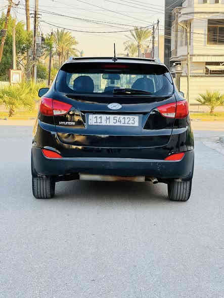 السلام عليكم توسان موديل 2012 Vip خليجي معروضه 117 وبيه مجال بلخير على ياخذه رقم بغداد دولي تحويل مباشر مكينه 2400 دوش سياره ماشيه 170 حقيقي تبريد ثلج صدر امامي خلفي جديد تخم تاير جديد سياره جاهزه كل نقص مابيه مواصفات سياره فول مواصفات بانوراما كشنات جلد تدفى تبريد بلكشنات شاشه كبيره فول تحكمات ستيرن فور ويل وبعد بيه هواي مواصفات (((( سياره بيه صبغ جاملغ امامي وربع بنيد بدون دواخل شاصي لغد كفاله شرط سونار )))) مكان سياره بغداد الاستفسار ***********  خاص مغلق شراي يتصل يالله
