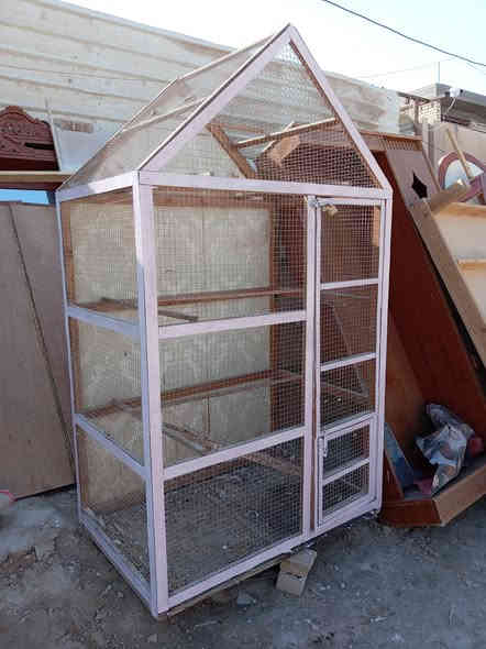 قفص  طيور  نضيف  جدا
عرض 120 
رتفاع 200 
عمق 80

السعر 70
العنوان حلة ناحية ابو غرق
شارع الامام  
مدخل فرع سيد رسول
***********
