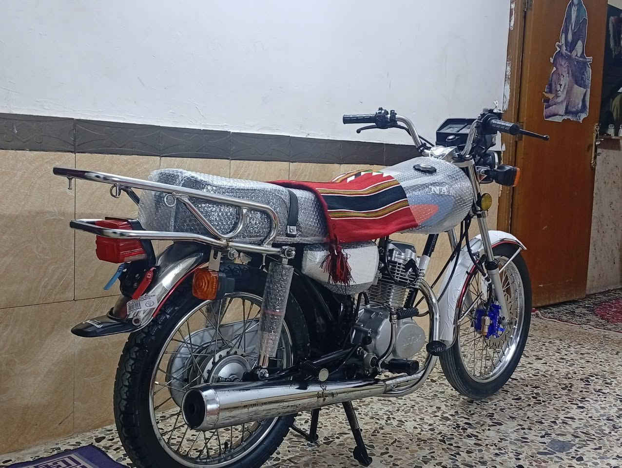 نامه متياز 23 اصلي
كله شغاله اوراق كامله
وكيله العارضي كهربائيات شغاله 
لايت زنون دسك امامي 
بسمي كبل اداورلك مكان نجف
السعر 900 وبيه مجال 
*********** واتساب
