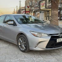 كامري SE • ٢٠١٧ • باب خلفي متضرر