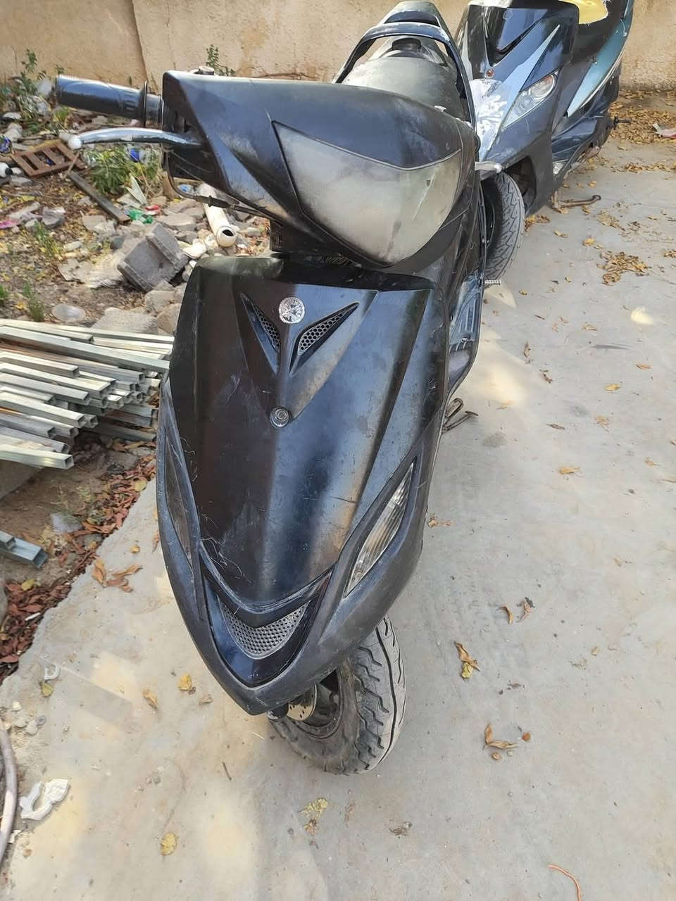 ماكس 140 شغاله ناقصه باتري ول محرك يخبل ناعم ما مفتوح تشتغل هندر واحد سعره225 ماكنه حي اور ***********
