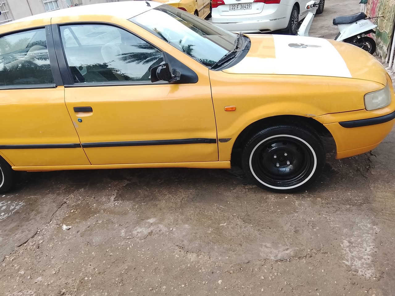 سلام عليكم سمند2010 تحويل مباشر سياره جاهزه تخم تاير جديد حداديه اماميه خلفيه جدد 
سمند  كفاله من الضربه والتبديل كهربائيات على وضع الشركه تدفئه تبريد شغال اربع جام شغال اترايك وين تريد اطلع بيها جاهزه اي نقص ما بيها سكني كربلاء رقم بغداد السياره***********سنويه ل29 سعر 32 قفل
